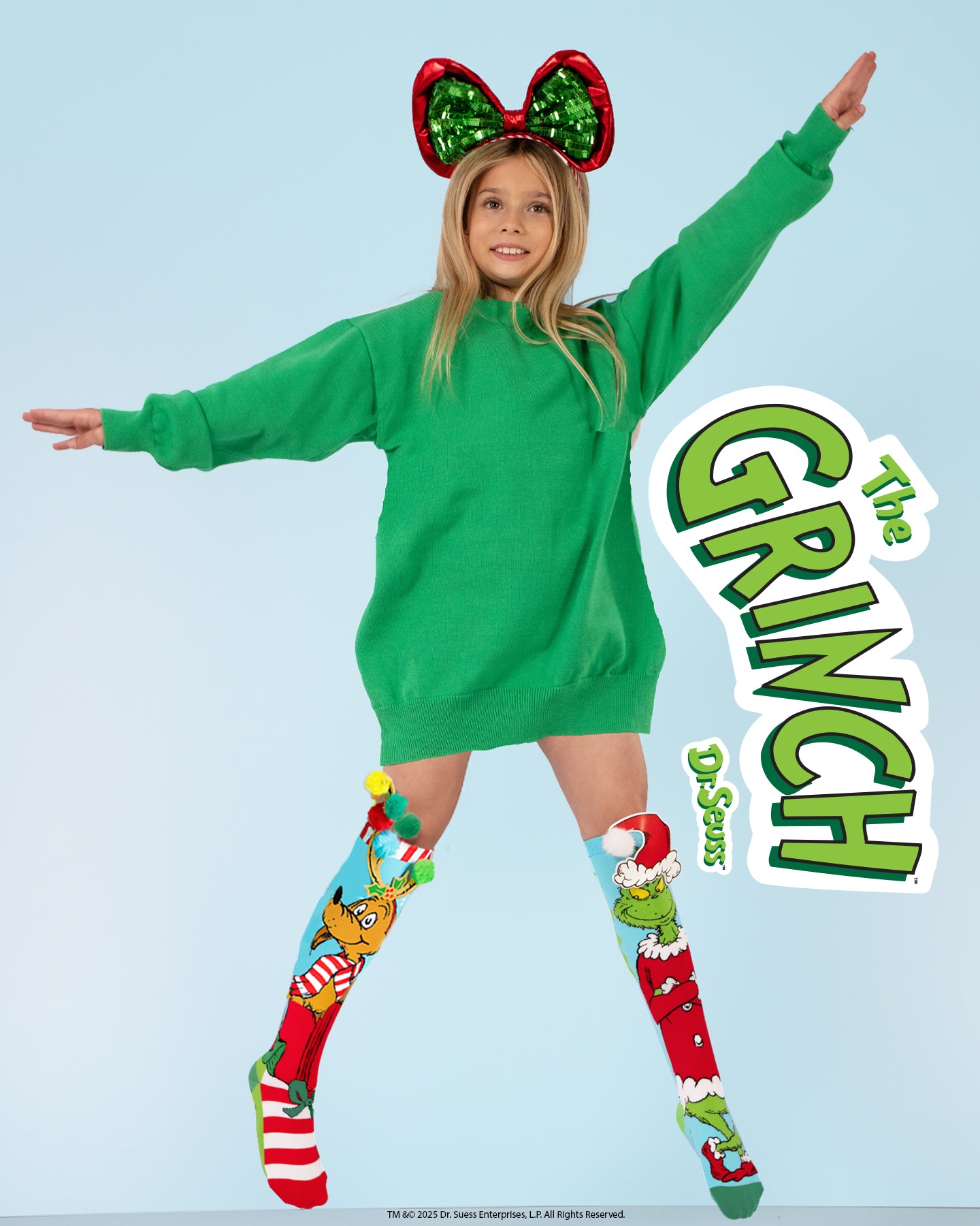 GRINCH AND MAX SOCKS