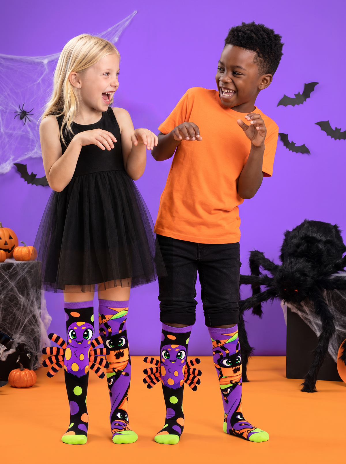 SPOOKY SPIDER SOCKS