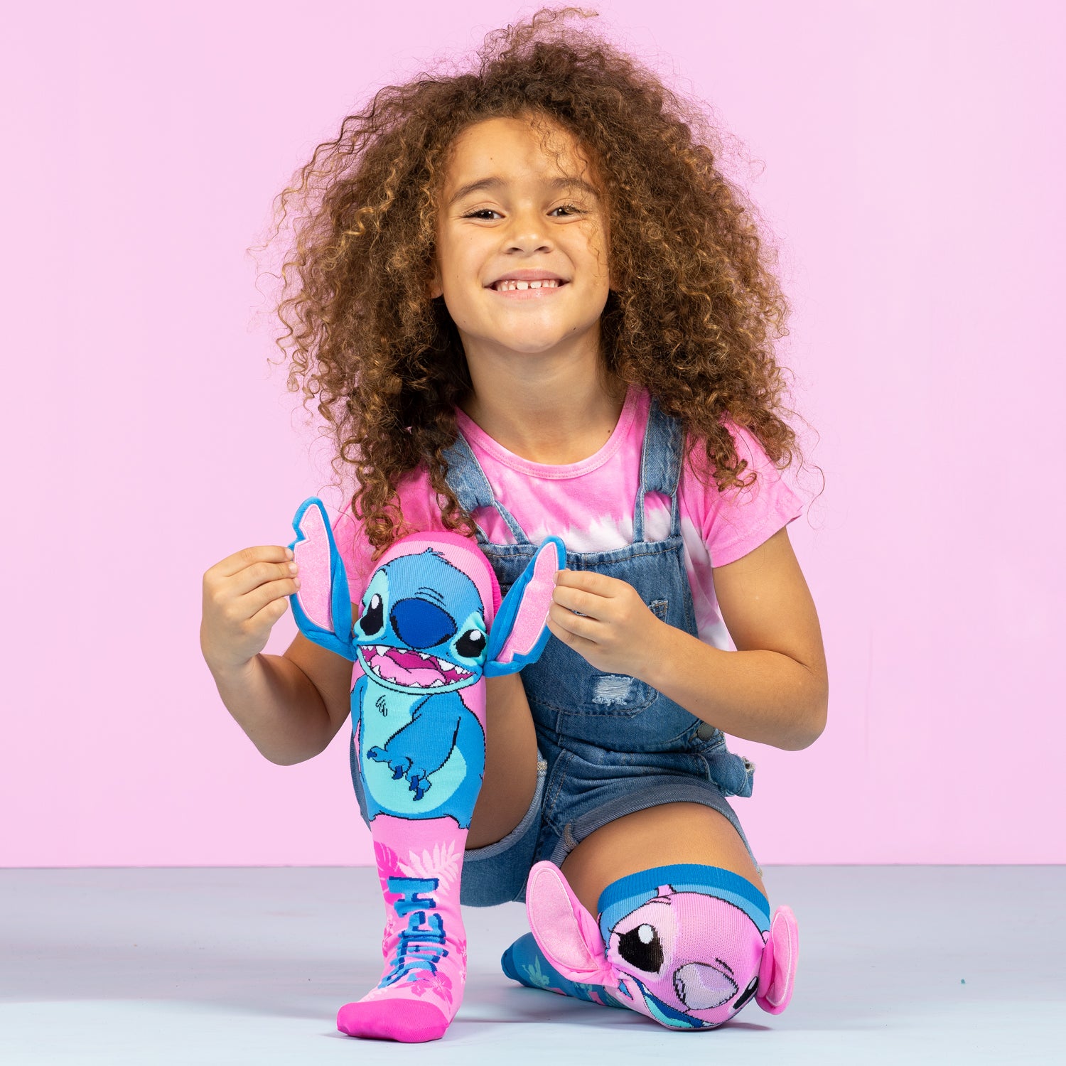 STITCH SOCKS – MADMIA USA